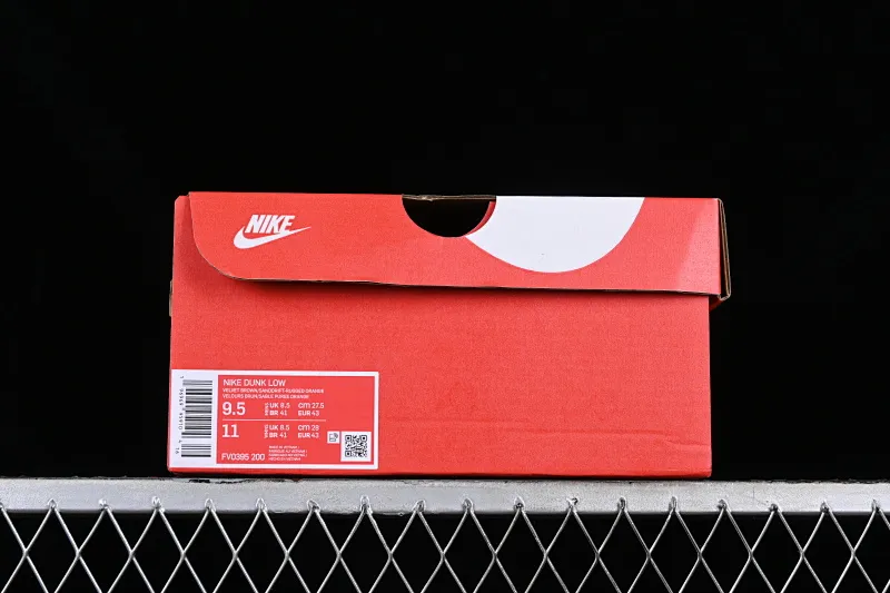 All categories Nk SB Dunk series Nk SB Dunk Low low-top sneakers C version Nk Dunk Low "Red Panda" Red Panda SB low-top sports and leisure sneakers FV0395-200